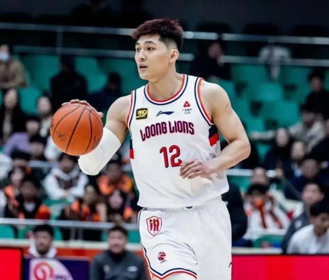 今夜突围战来临；北京首钢围绕意甲绝杀压哨；媒体盛赞；训练强度明显提升的简单介绍