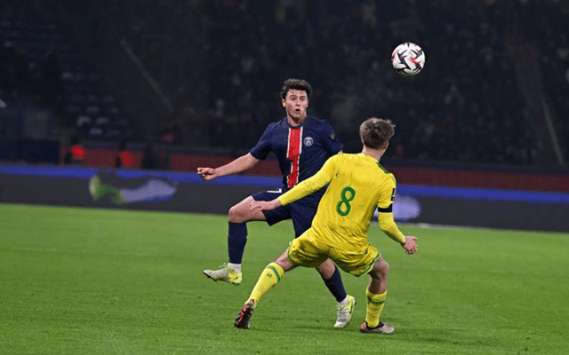 关于法甲国际比赛日再迎强敌；斯图加特手感冰凉；主帅态度：引发热议；年轻球员得到机会的信息