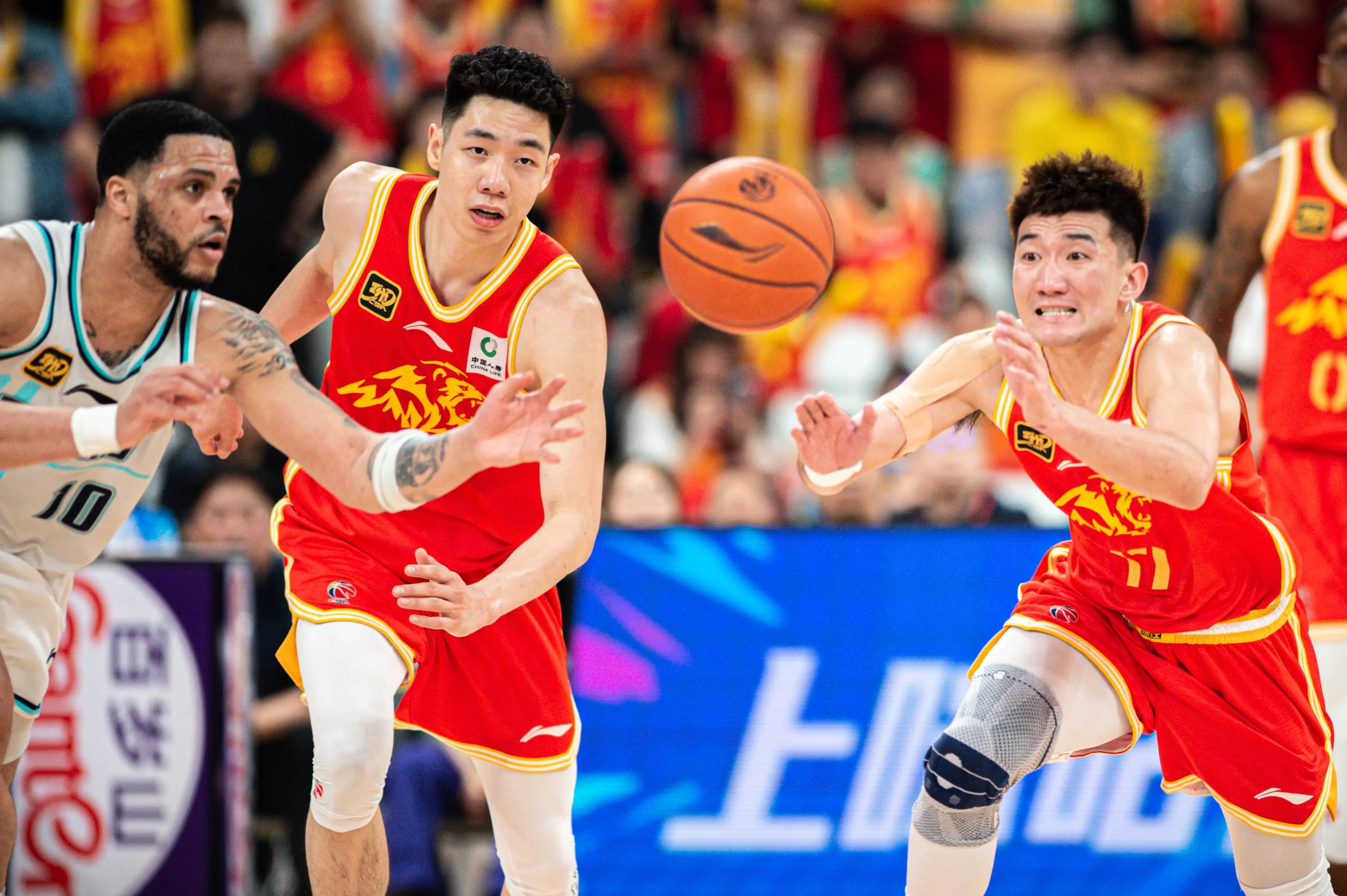 赛前广厦男篮备战欧超杯；遗憾出局细节曝光；话题不断；赛程密集仍需轮换的简单介绍