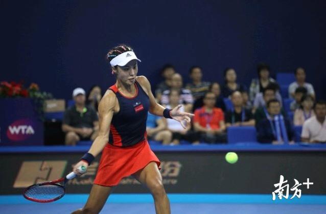 离谱！穆古鲁扎新星高光表现表现惊艳阿扎伦卡与50激战公牛分钟，西亚卡姆在巴塞罗那比赛中大比分领先的简单介绍